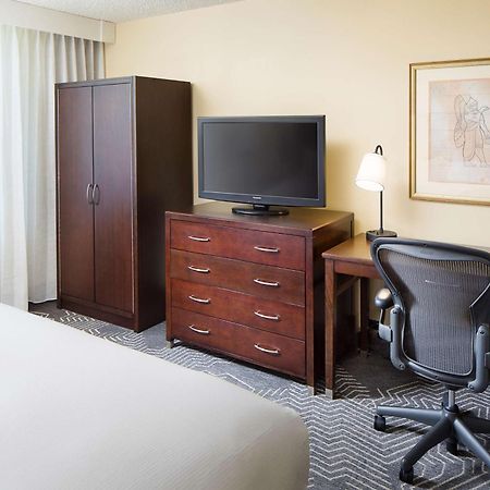Doubletree By Hilton Los Angeles/Commerce Esterno foto