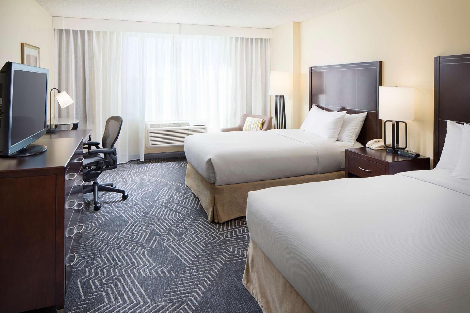 Doubletree By Hilton Los Angeles/Commerce Esterno foto