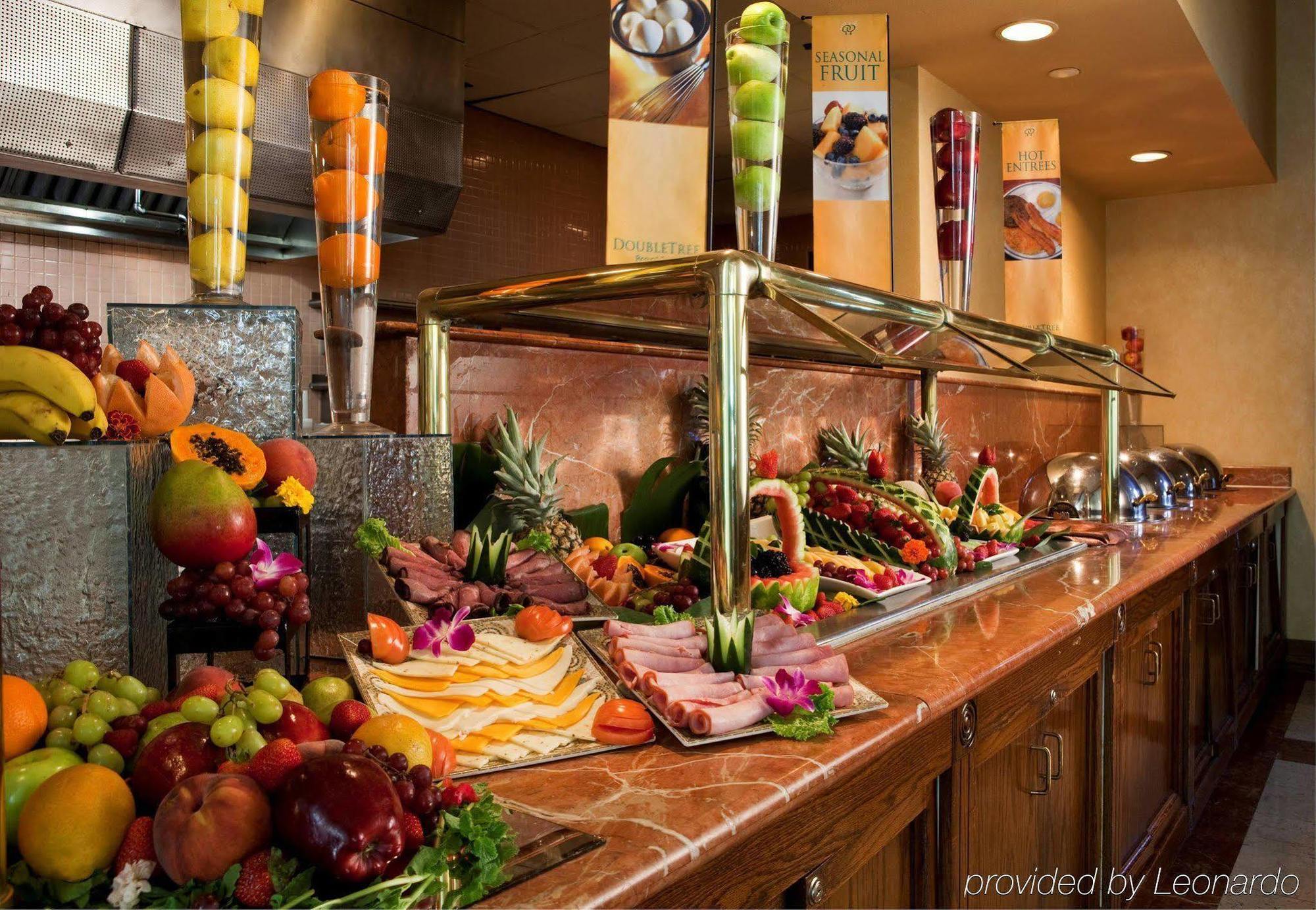 Doubletree By Hilton Los Angeles/Commerce Esterno foto