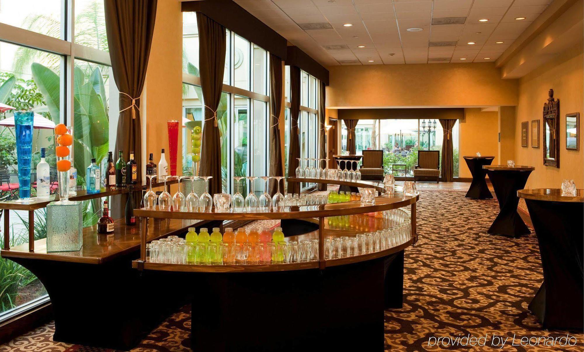 Doubletree By Hilton Los Angeles/Commerce Esterno foto