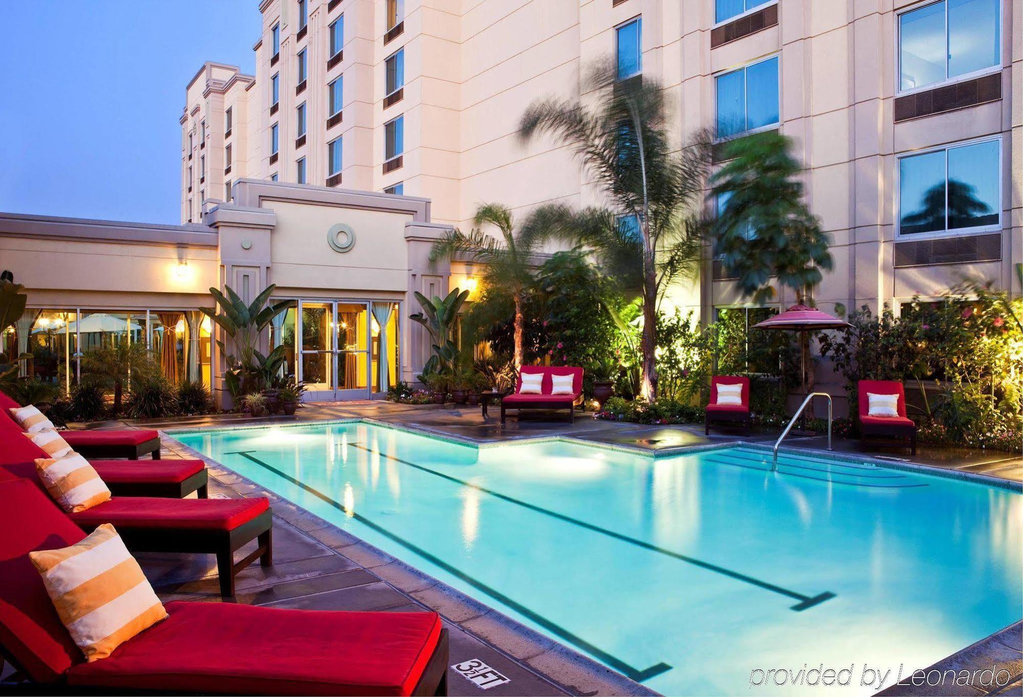 Doubletree By Hilton Los Angeles/Commerce Esterno foto