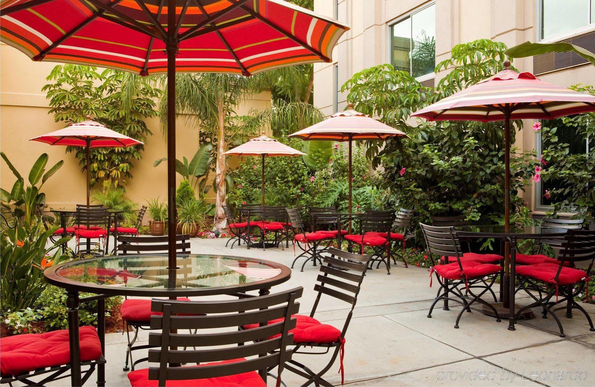 Doubletree By Hilton Los Angeles/Commerce Esterno foto